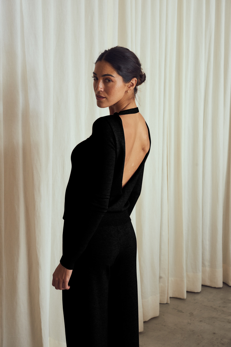 Denver Black Knitted Sweater – Camille