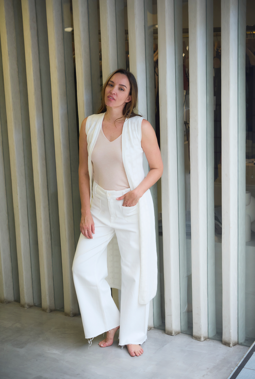 Barcelona White Long Knitted Vest
