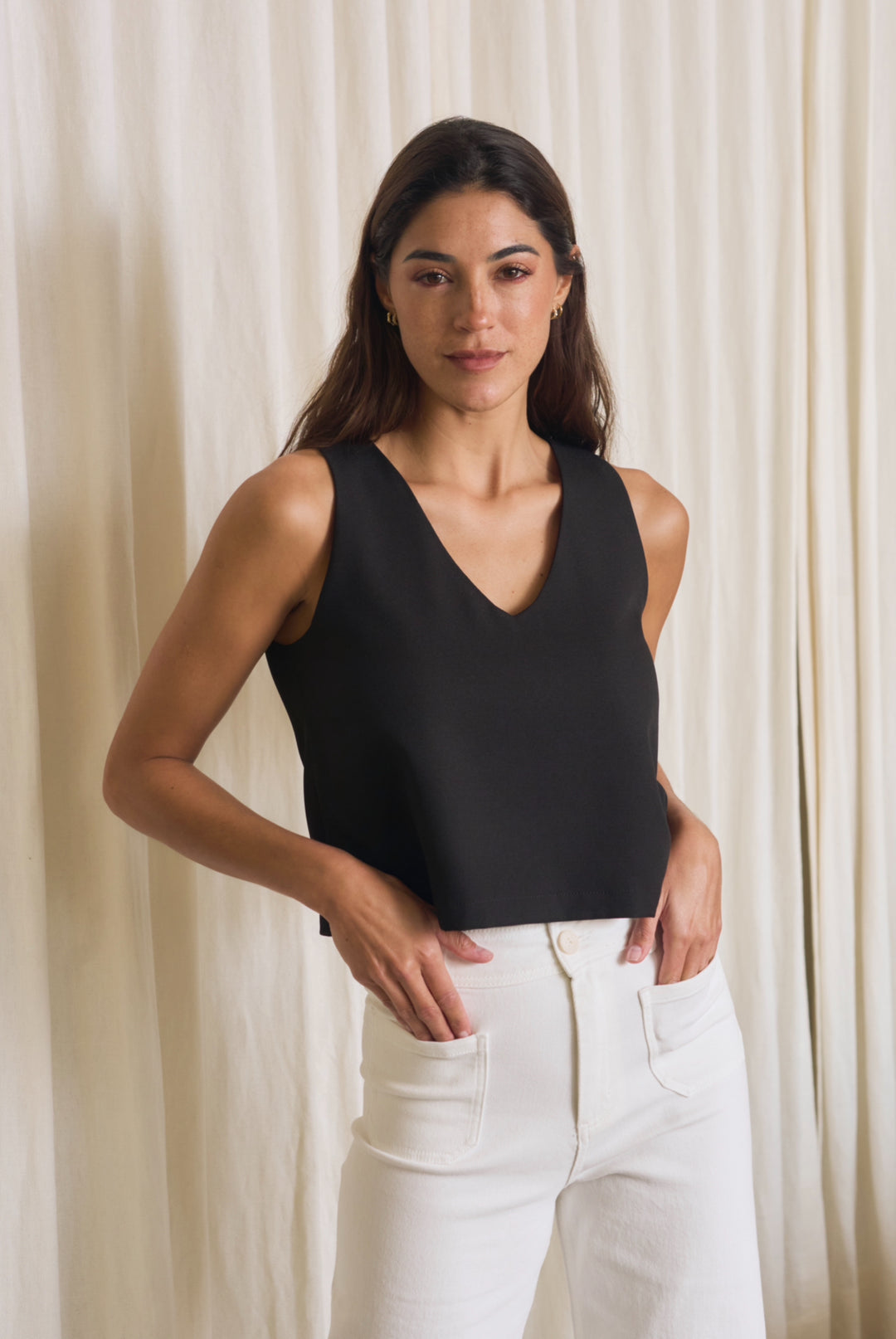 Sydney Black Top